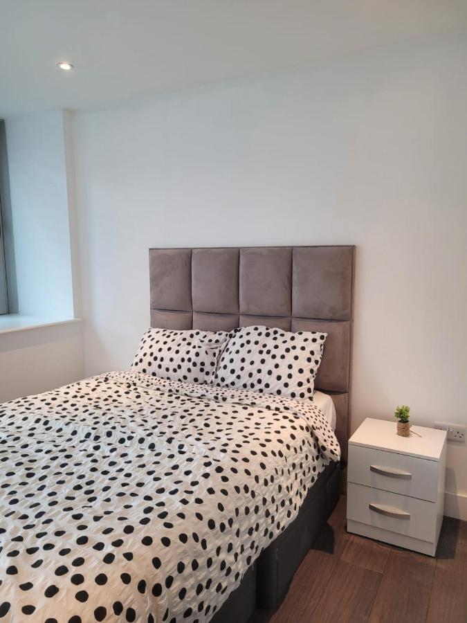 Apartament 2Br Chic London Sleep 9 Bp7 Zewnętrze zdjęcie